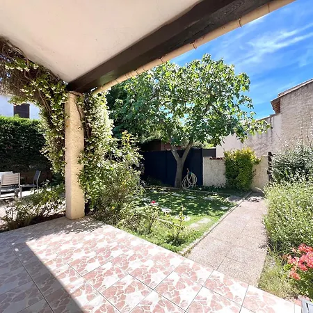 Prázdninový dům Maison 12 Personnes Max Proche Et Parkings Gratuits *