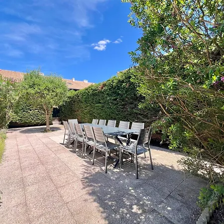 Feriehus Maison 12 Personnes Max Proche Et Parkings Gratuits Le Grau-du-Roi